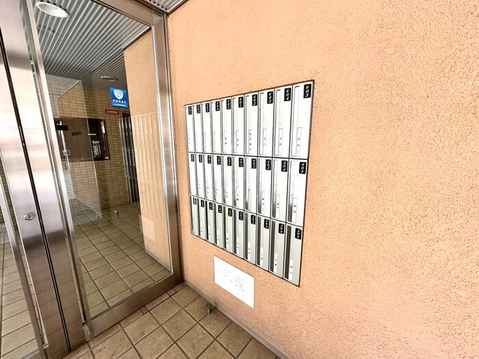 物件外観写真6　(建物設備)