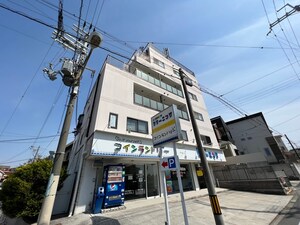 ニッポービル外観写真