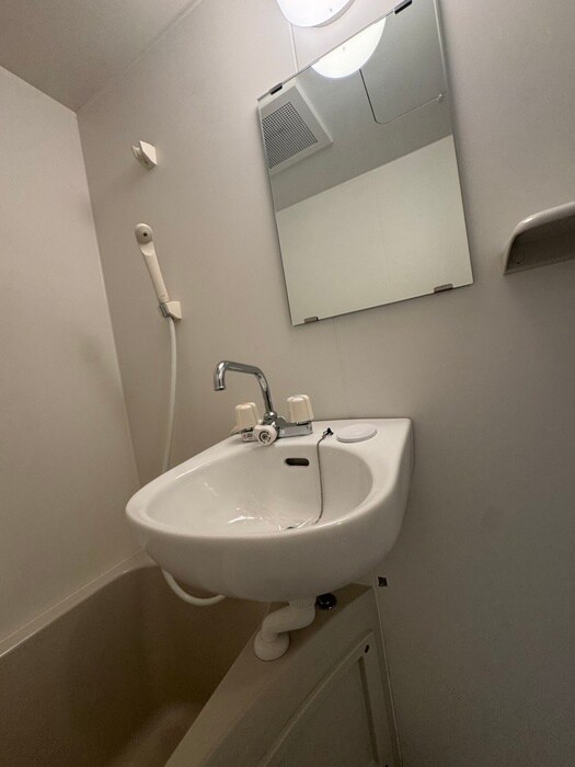 物件内観写真16　(洗面)