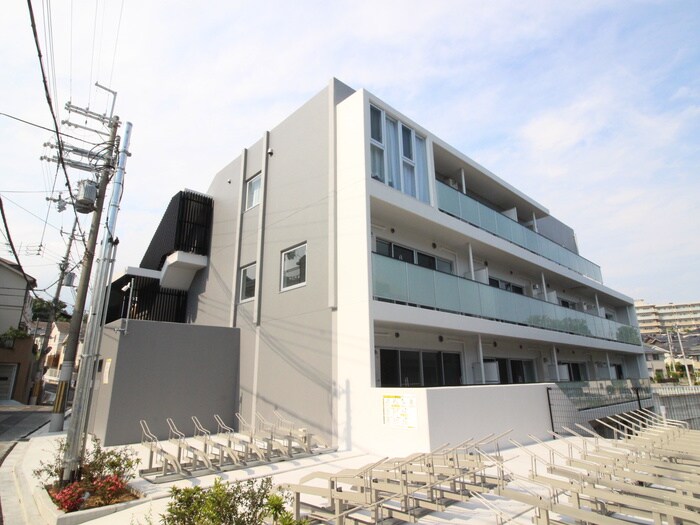 物件外観写真1　(外観写真)