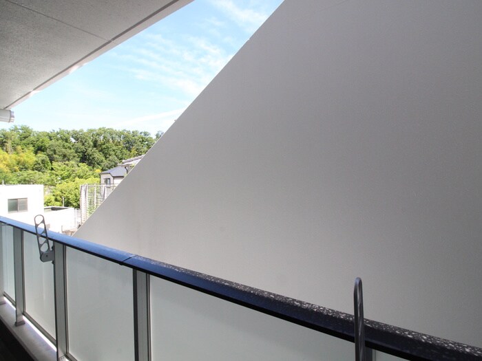 物件内観写真17　(室内からの展望)