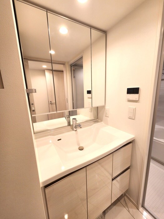 物件内観写真12　(洗面)