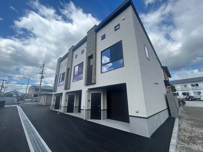 物件外観写真3　(外観写真)