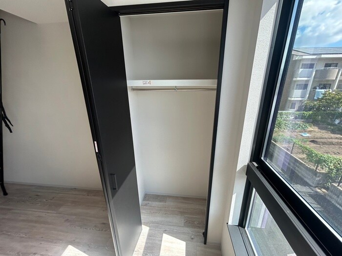 物件内観写真16　(収納)