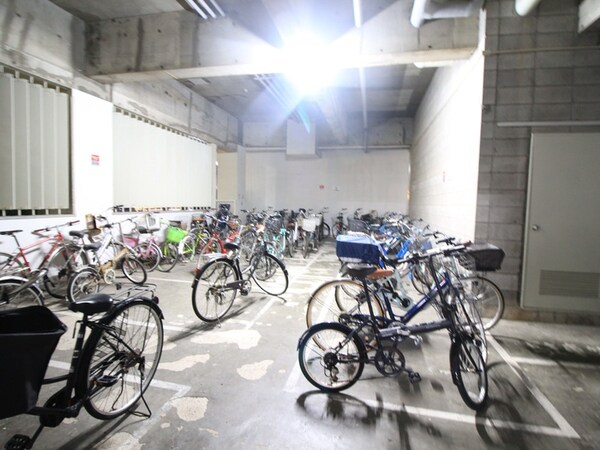 駐輪場