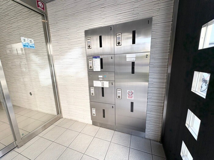 物件外観写真4　(建物設備)