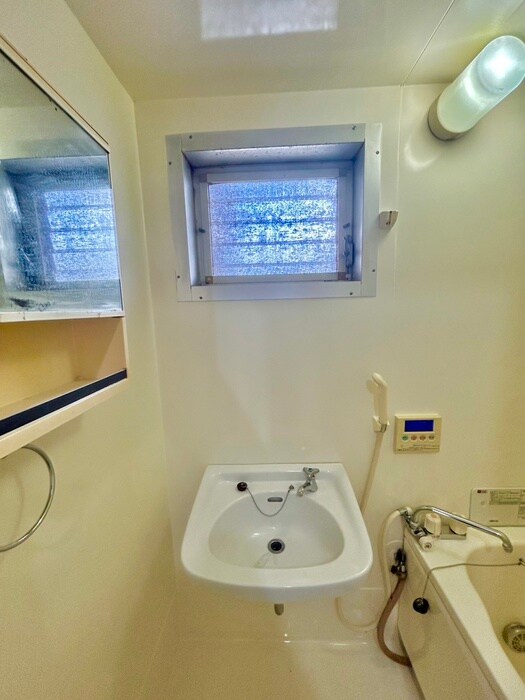 物件内観写真7　(洗面)