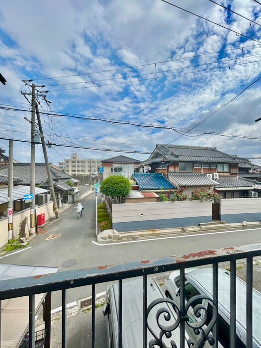 物件内観写真20　(室内からの展望)