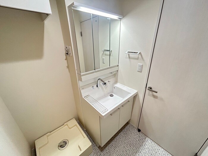 物件内観写真13　(洗面)