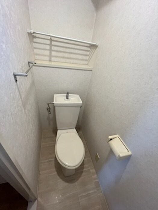 物件内観写真11　(トイレ)