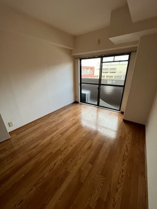 物件内観写真15　(居室)