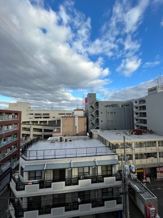 物件内観写真18　(室内からの展望)