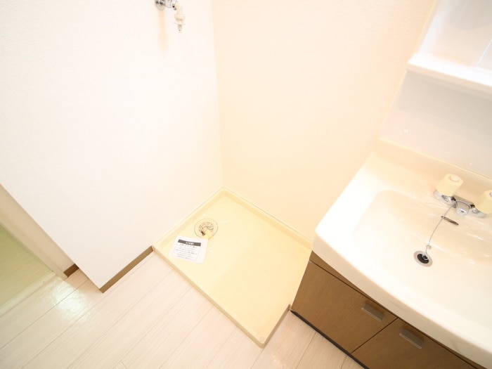 物件内観写真22　(洗濯機置場)