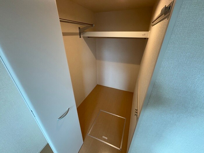 物件内観写真14　(収納)