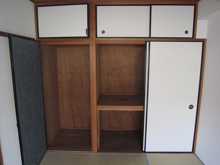 物件内観写真11　(収納)