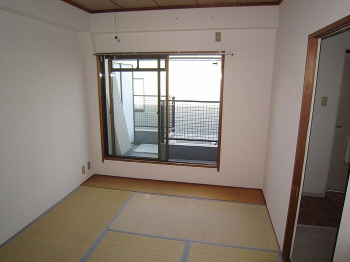 物件内観写真13　(居室)