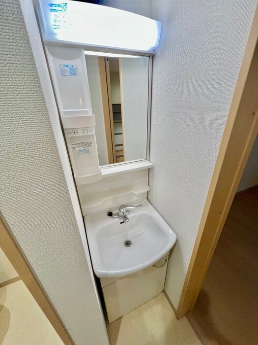 物件内観写真10　(洗面)