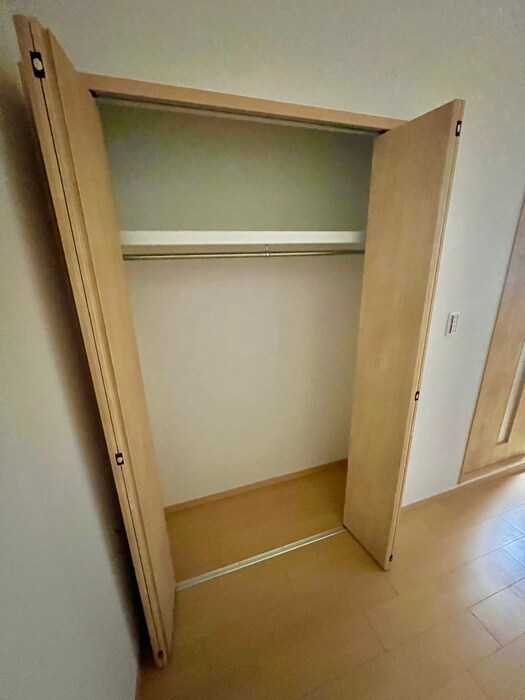 物件内観写真12　(収納)