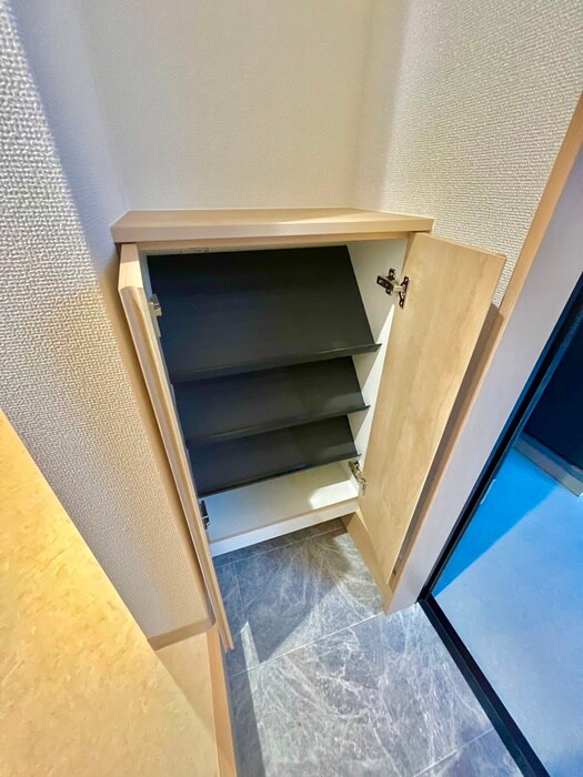 物件内観写真16　(靴箱)