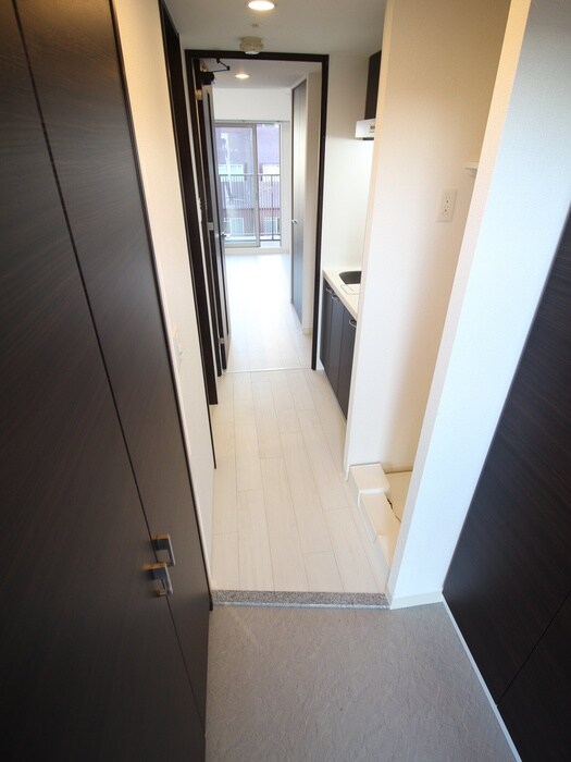 物件内観写真18　(廊下)