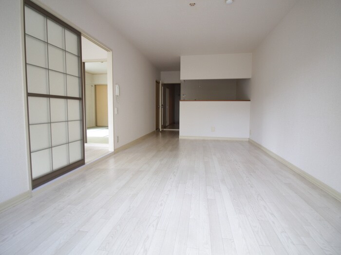 物件内観写真8　(内観写真)