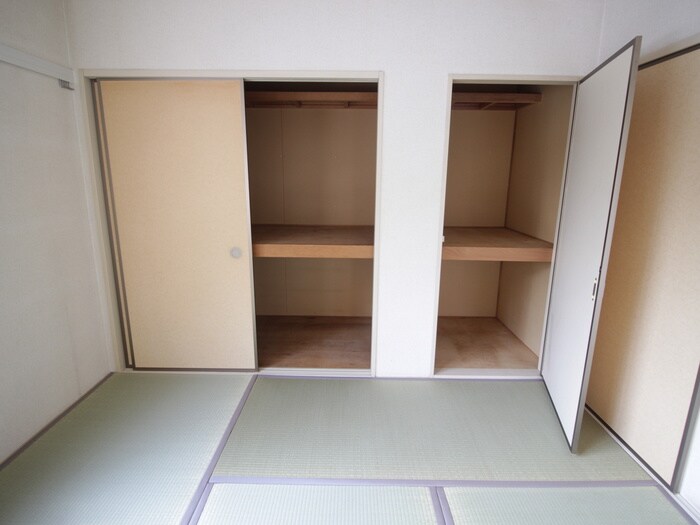 物件内観写真13　(収納)