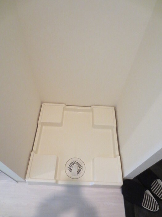 物件内観写真10　(洗濯機置場)