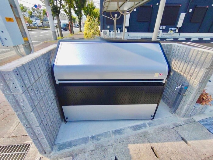 物件外観写真6　(建物設備)