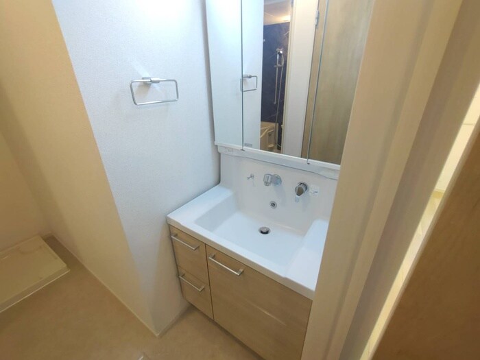 物件内観写真12　(洗面)