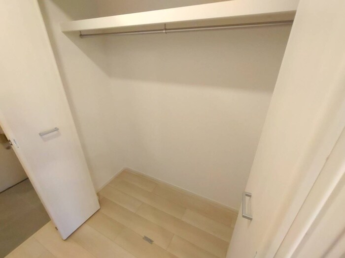 物件内観写真15　(収納)