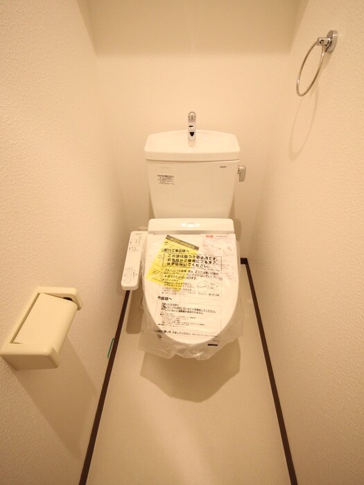 物件内観写真16　(トイレ)