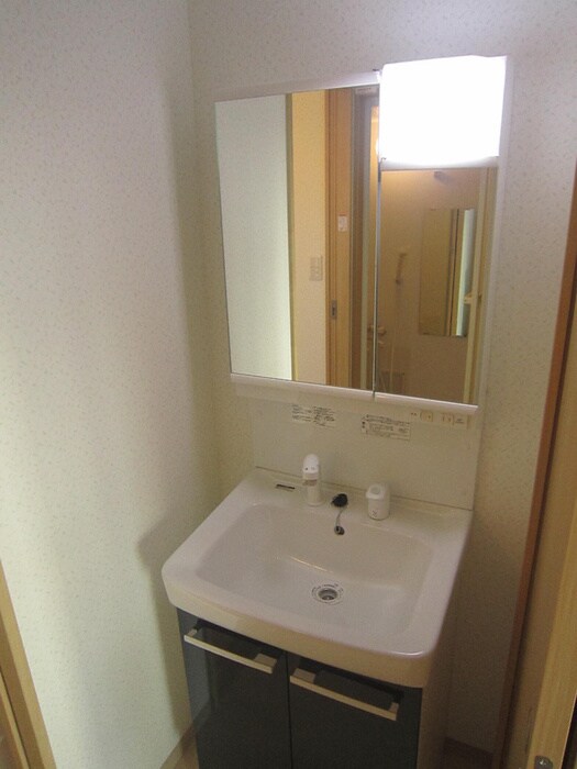 物件内観写真9　(洗面)