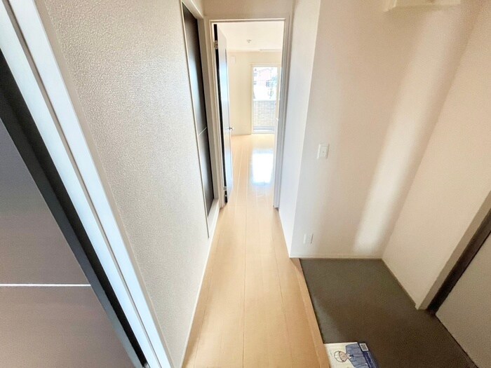 物件内観写真17　(廊下)