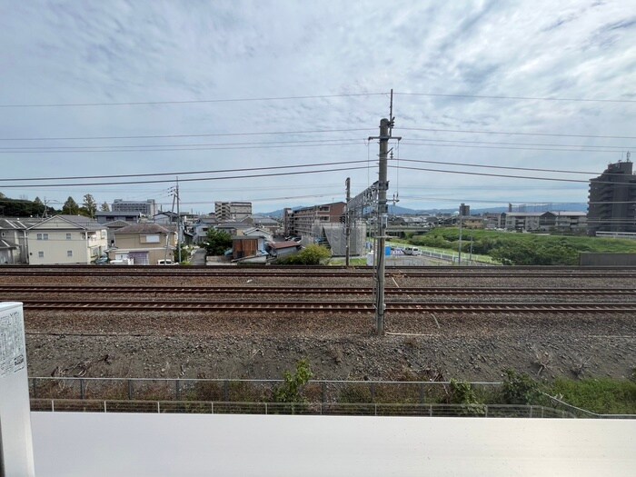 物件内観写真20　(室内からの展望)