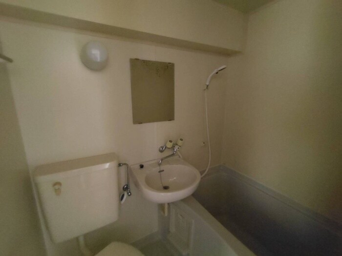 物件内観写真11　(洗面)