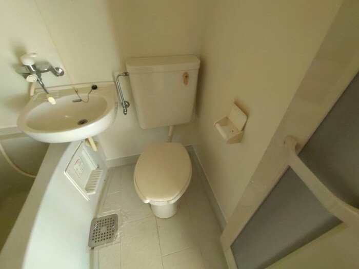 物件内観写真13　(トイレ)