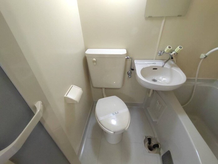 物件内観写真13　(トイレ)
