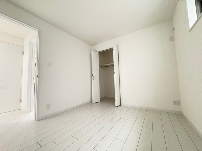 物件内観写真9　(居室)