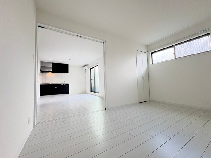 物件内観写真9　(居室)