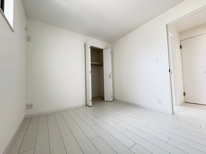 物件内観写真10　(居室)