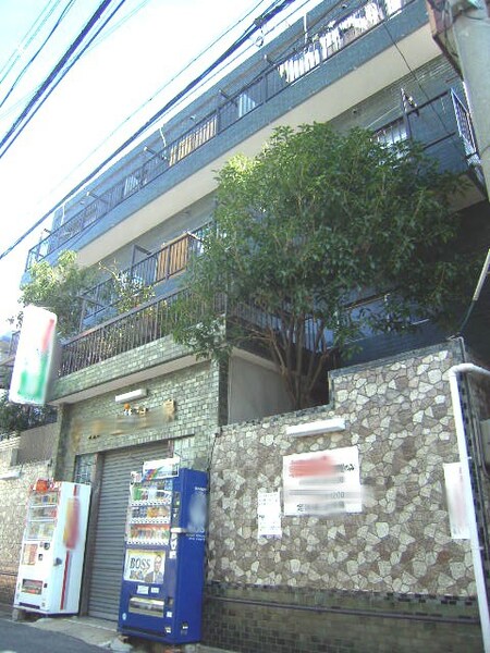 香川マンション外観写真