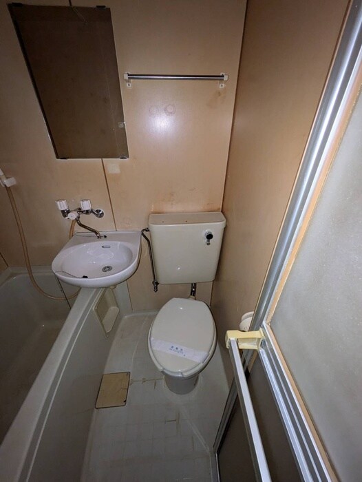 物件内観写真14　(トイレ)