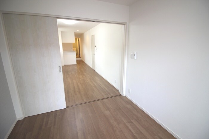 物件内観写真9　(居室)