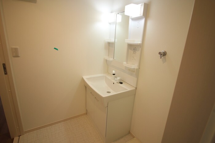 物件内観写真13　(洗面)