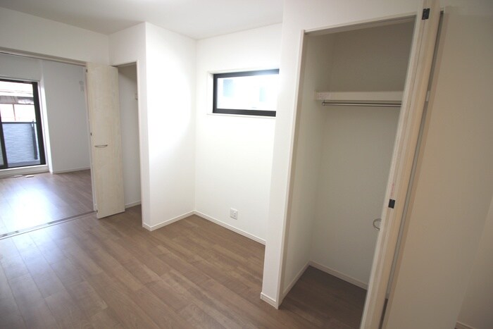物件内観写真15　(収納)