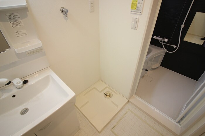 物件内観写真20　(洗濯機置場)