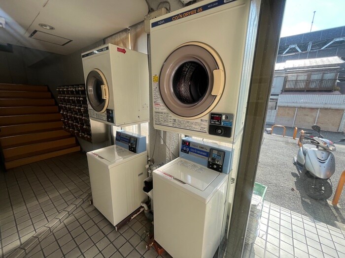 物件外観写真4　(建物設備)