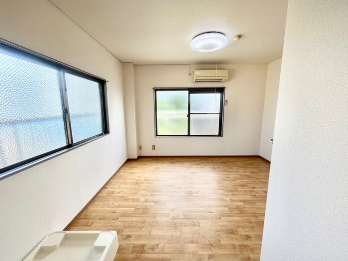 物件内観写真10　(居室)