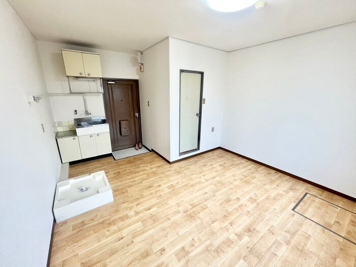 物件内観写真10　(居室)