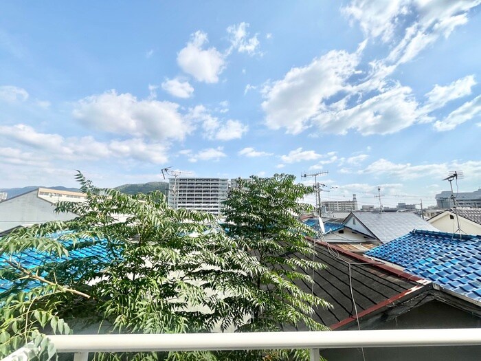 物件内観写真22　(室内からの展望)